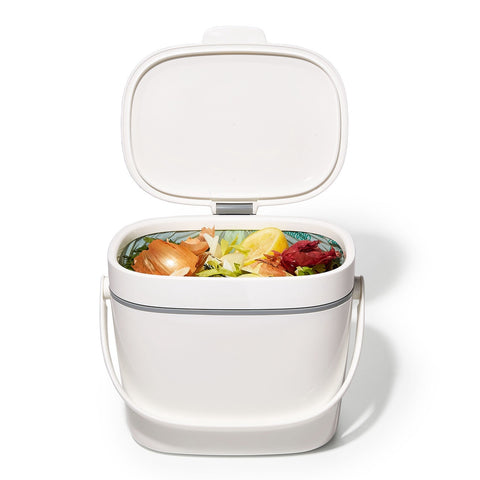 Easy-Clean Compost Bin