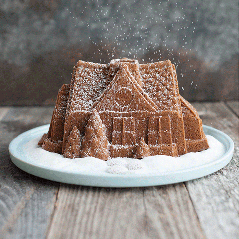 Gingerbread House Bundt Pan