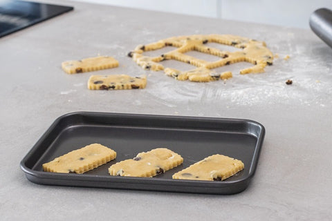 Heavy Base Baking Tray 24x18cm
