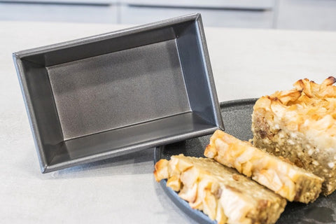 Heavy Base Box Sided Loaf Pan 15x9cm