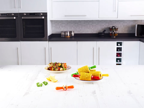 Interlocking Corn Holders - Bold