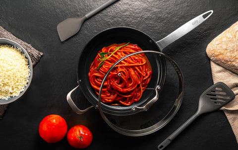 Ultimate Pro Saute Pan with Lid PFAS Free - 28cm
