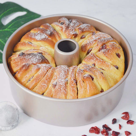 Angel Cake Pan with Loose Base- 22cm