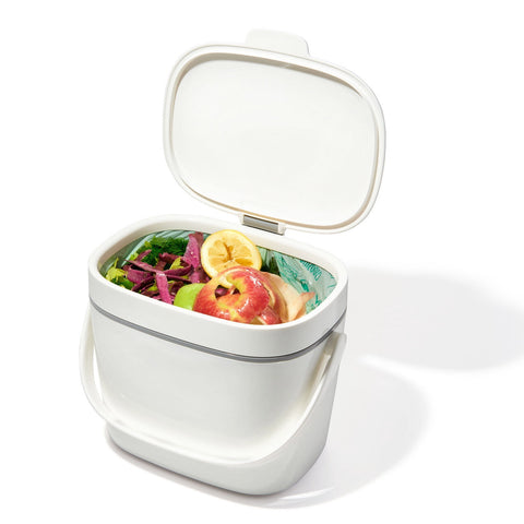 Easy-Clean Compost Bin