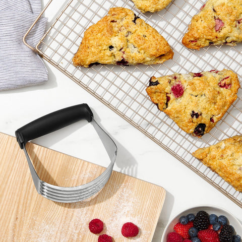 Dough Blender With Blades