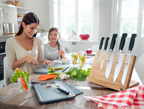 Four Star Santoku Knife - 18cm