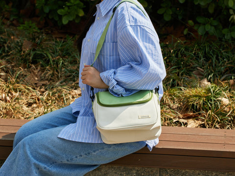 Insulated Mini Lunch Bag with Strap - Green