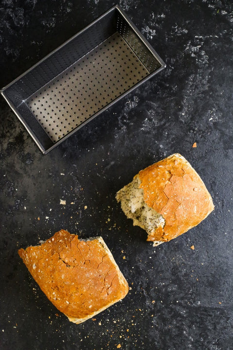 Crusty Bake Box Sided Loaf Pan 23x13x7cm
