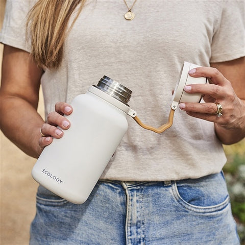 Esse Water Bottle 1L Stone