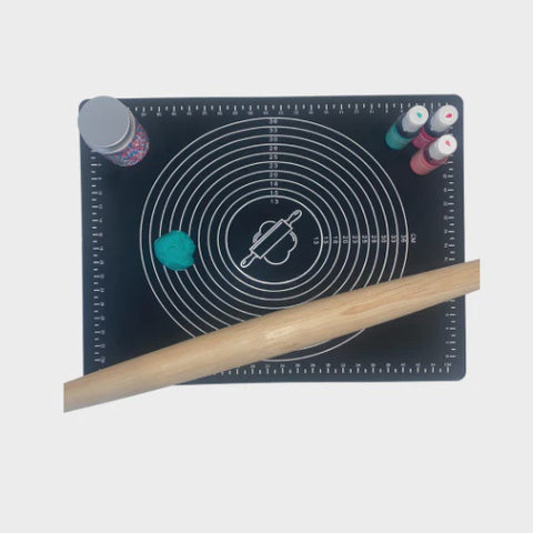 Baking Silicone Mat for Rolling Dough with measurements- Black - 40 x 30cm