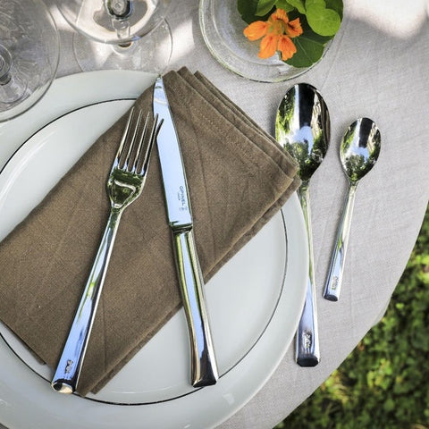 Perpétue Flatware Collection 16 Piece Set