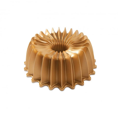 Brilliance Bundt Pan