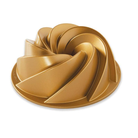 Nordic Ware Heritage Bundt® Pan