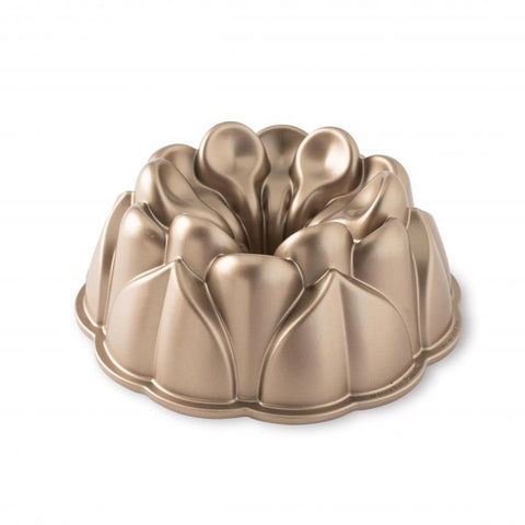 Mangnolia Bundt Pan