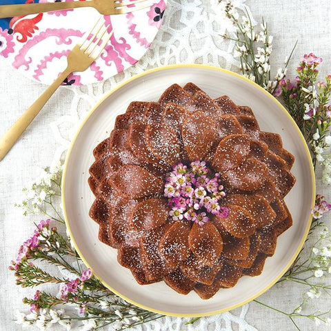 Cup Blossom Bundt Pan