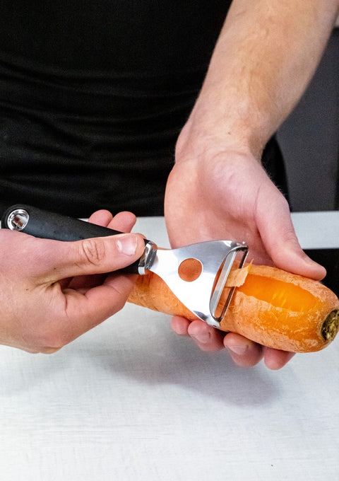 Soft Grip Swivel Y Peeler