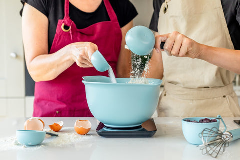 Set of Four Measuring Cups, Mineral Water, Carded