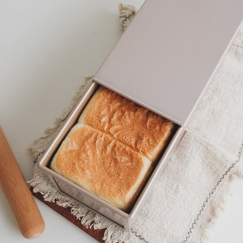 Loaf Pan with Cover 1.2kg - 39cm