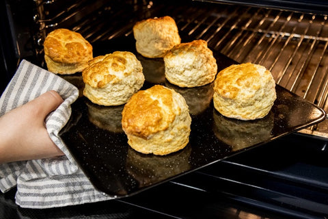 Pro Vitreous Enamel Baking Sheet 35x28cm