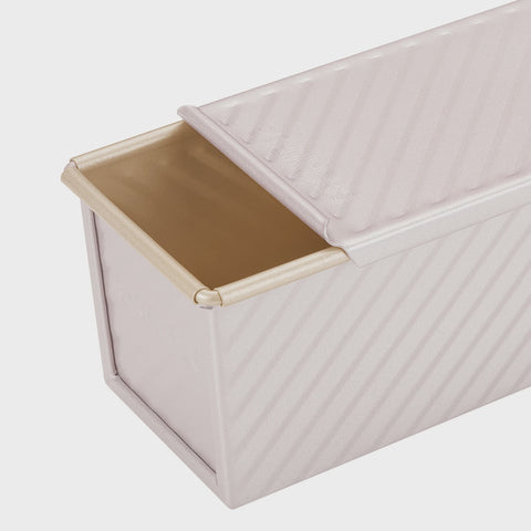 Corrugated Loaf Pan with Cover 300g - 22cm