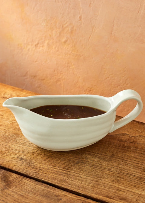 Big Love Stoneware 400ml Great Gravy Boat, Gift Boxed