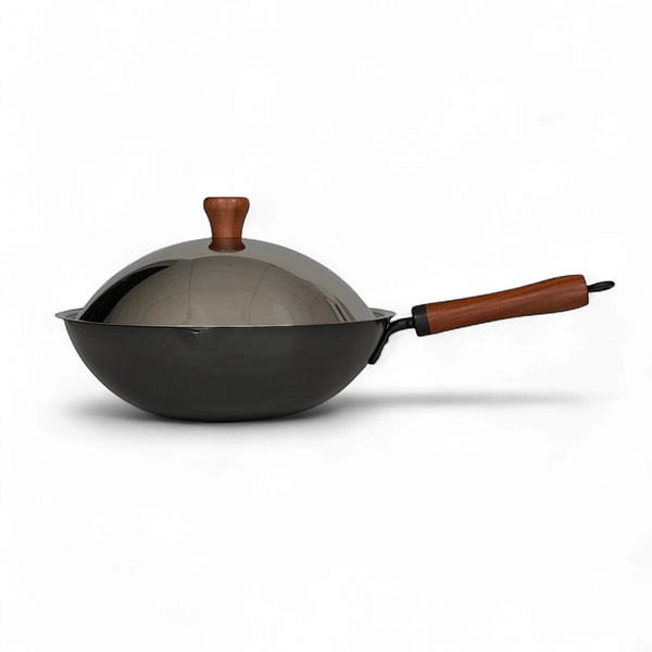 Rust-Resistant Lightweight Iron Wok with Steel Lid 30cm