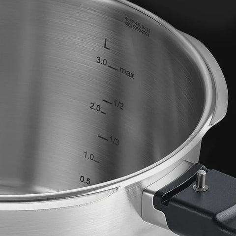 Vitavit® Premium Pressure Cooker, with Perforated Insertr | 4 Size